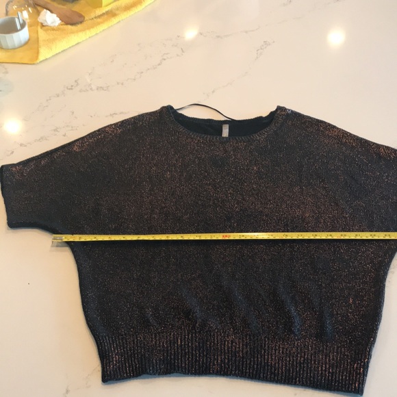 Maternity top - Picture 2 of 3